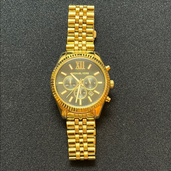 Michael Kors Gold Chronograph Watch - Picture 1 of 4